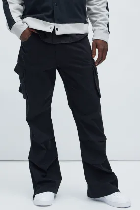 Almost Famous Slim Flare Cargo Pants - Black