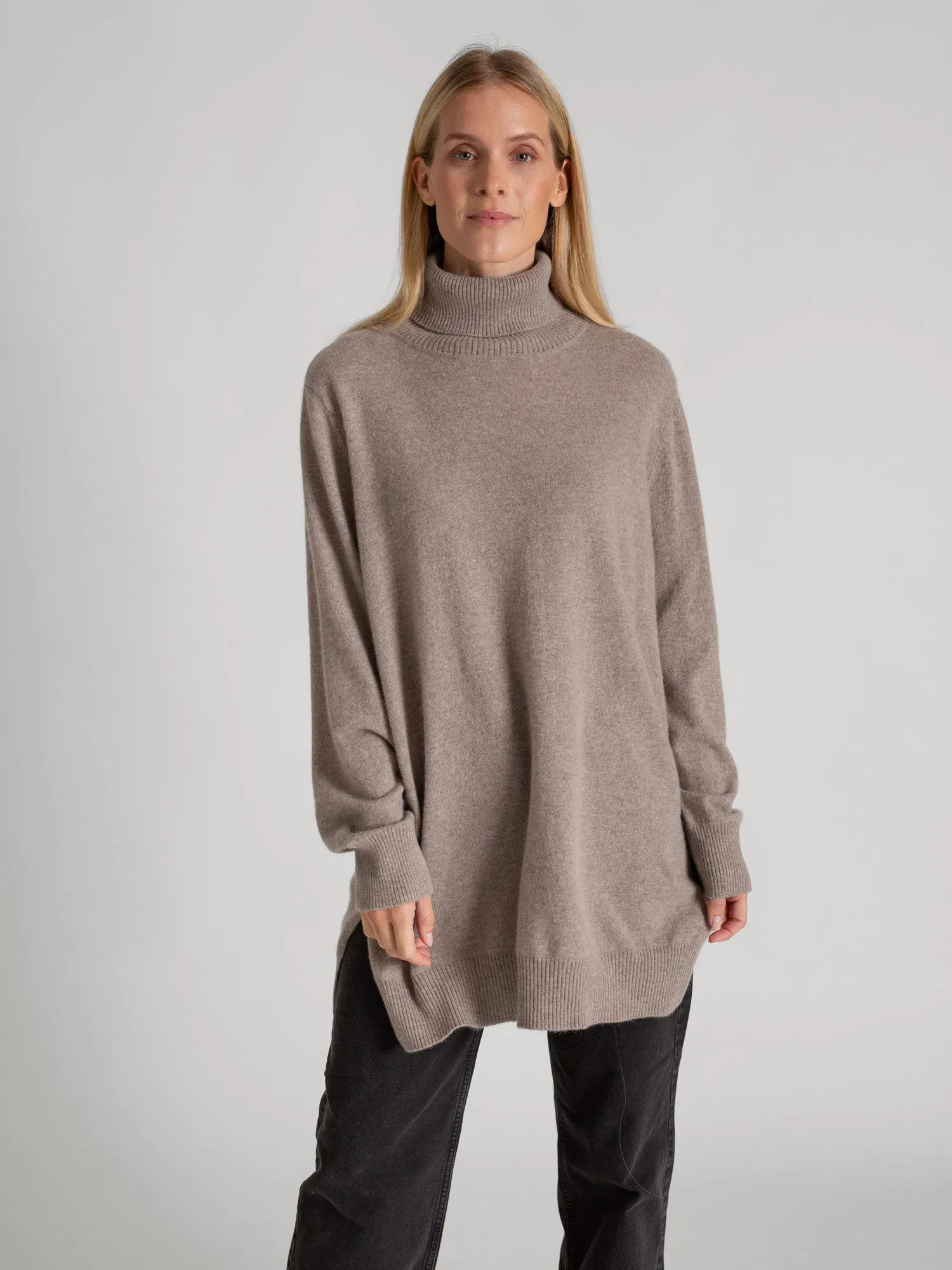 Cashmere sweater "Dagny polo" - toast