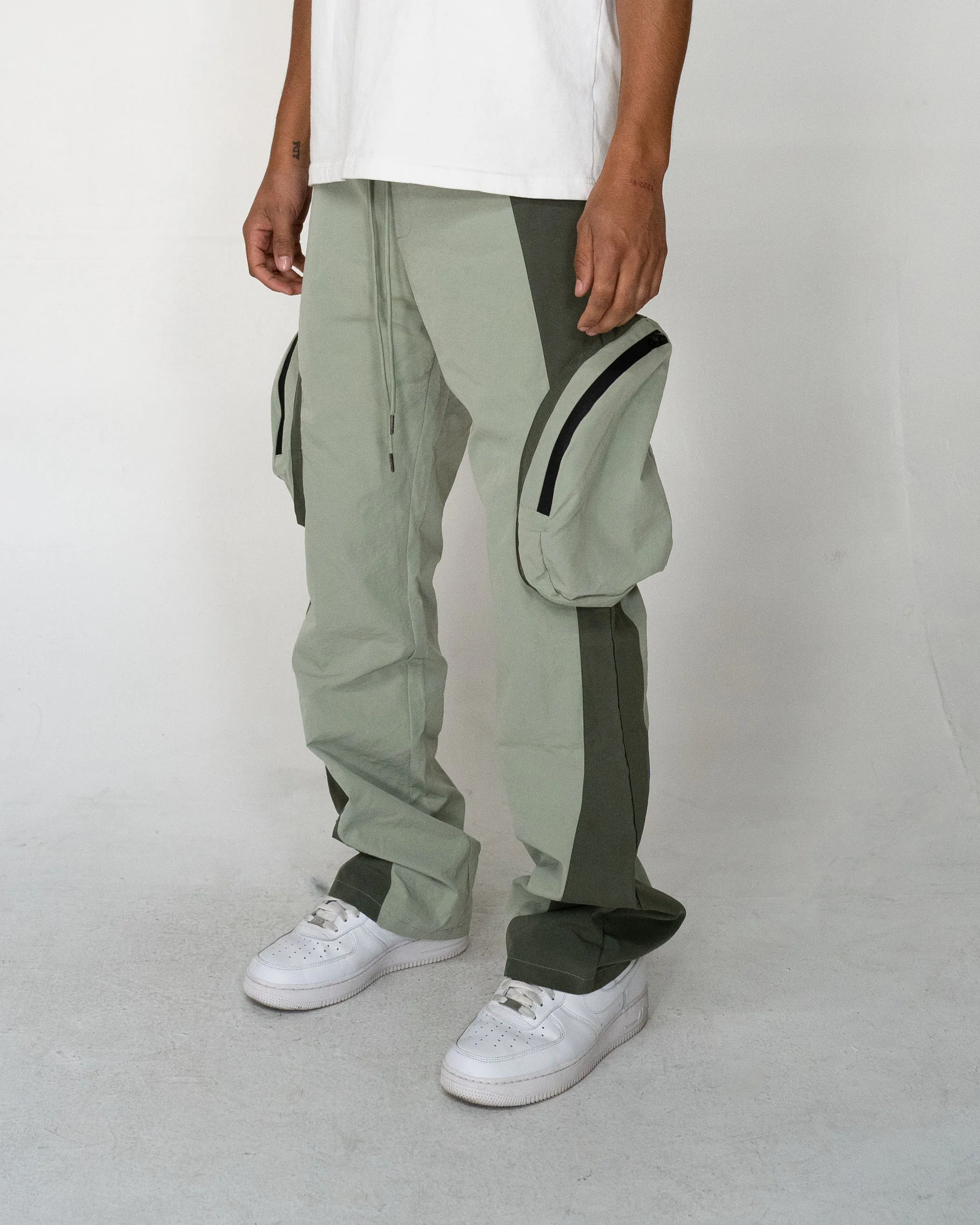 EPTM ORBIT FLARE PANTS - SAGE