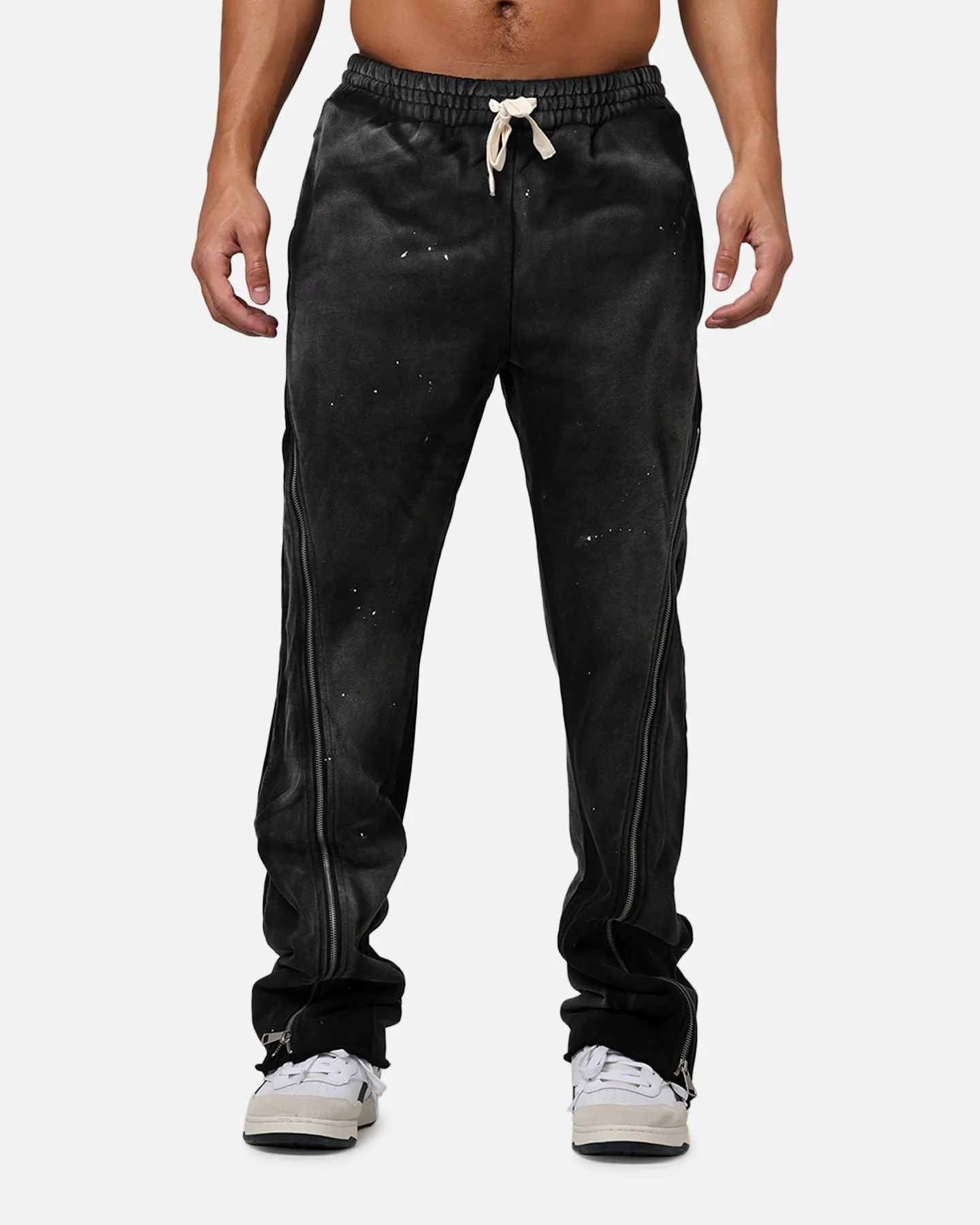 MNML Textured Flare Sweatpants Vintage Black