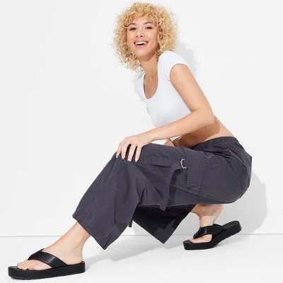 New - Wild Fable Women's Plus Mid Rise Wide Leg Relaxed Full Cargo Pants Lightweight