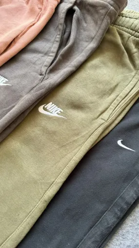 nike trouser/sweatpants