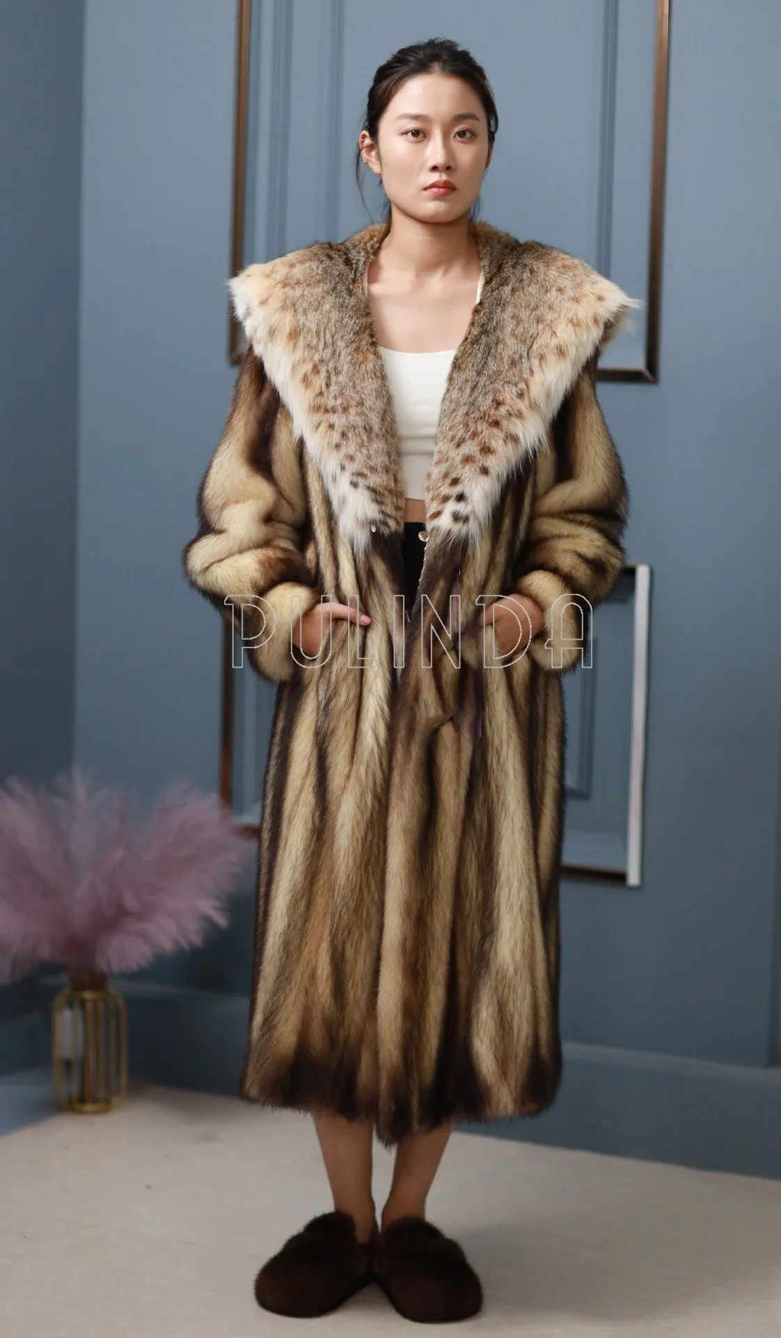 Real Fitch Fur Coat Lynx Fur Collar Hooded