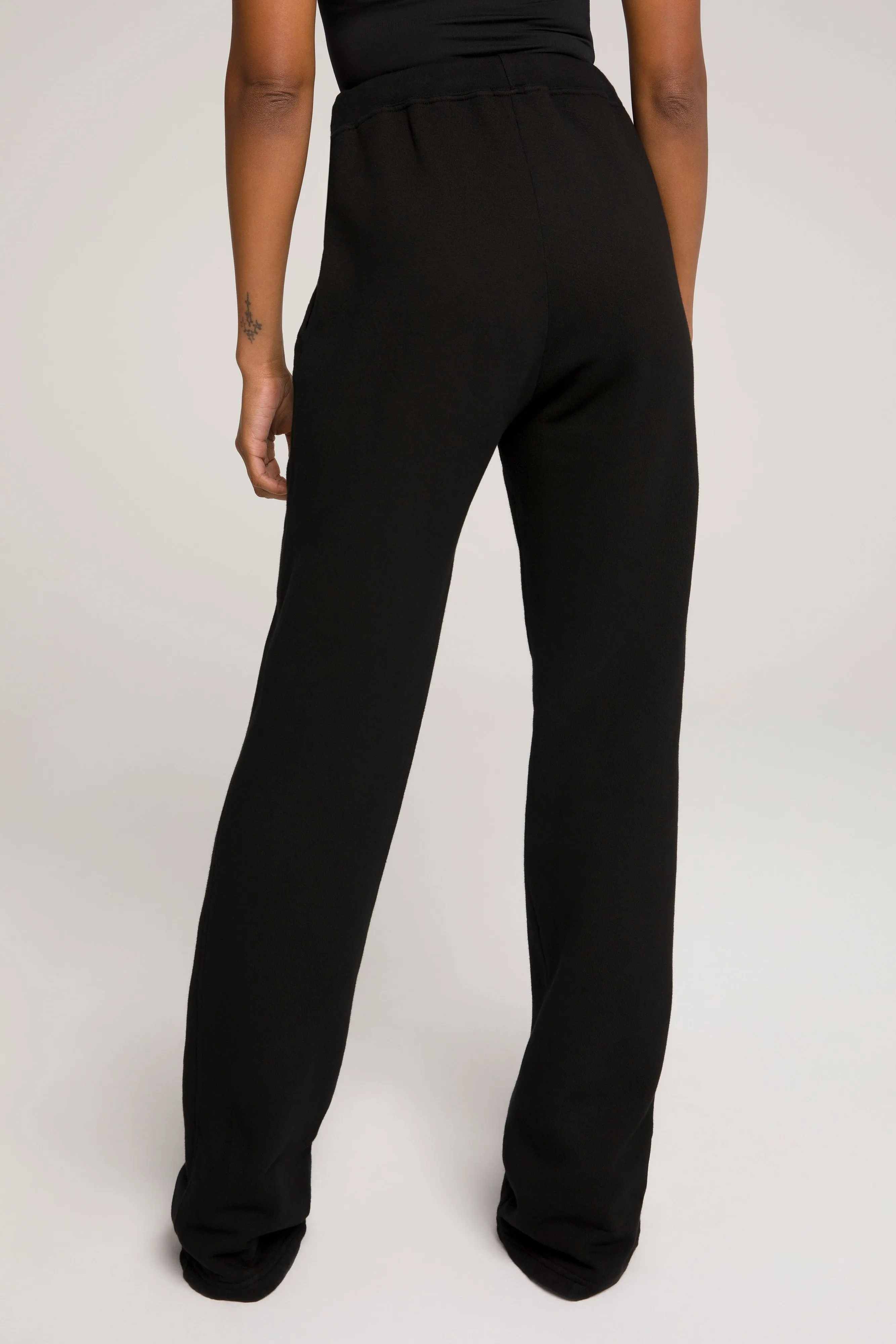 WIDE LEG SWEATPANTS | BLACK001